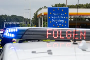 Pandemie ve světě: Německo nově žádá testy od každého, kdo přijede. Vakcíny budou v nové dodávce pro EU dražší