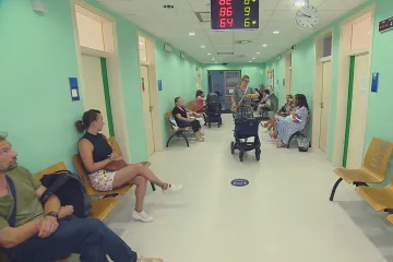 Na cestovní doklady se stojí fronty
