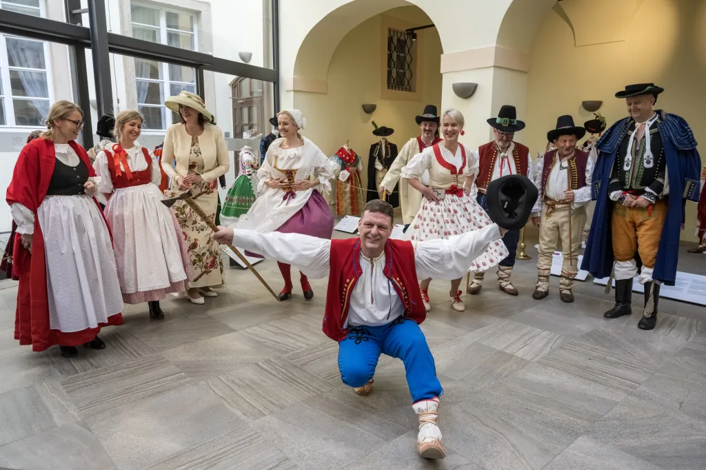 Den lidových krojů v Poslanecké sněmovně (10. 3. 2026)