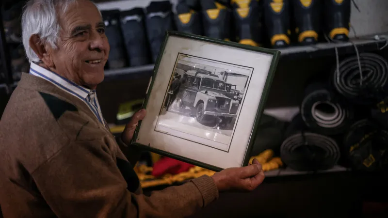 Osvaldo Segundo Villegas začal pracovat v horské záchranné službě v roce 1964. Některé visuté ledovce, na které kdysi lezl, jsou dnes jen skalní stěny