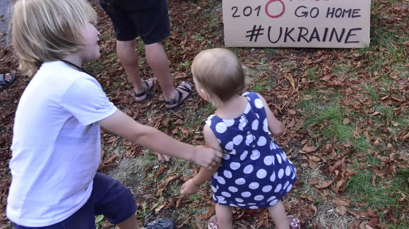 Demonstrace u ruského velvyslanectví