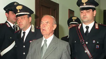 Erich Priebke u soudu v Římě