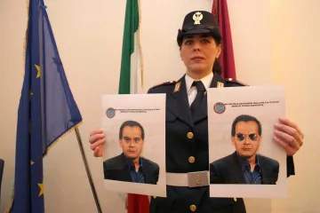 Italská policie po třiceti letech hledání zatkla šéfa italské mafie Cosa Nostra