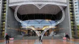 Instalace Havlova srdce v Bruselu
