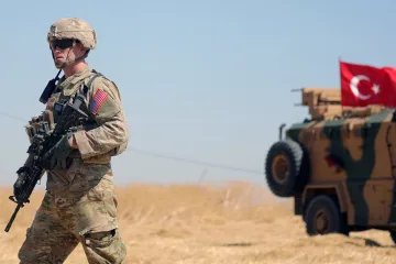 Američtí vojáci opouštějí sever Sýrie. Erdogan má volné ruce udeřit na Kurdy