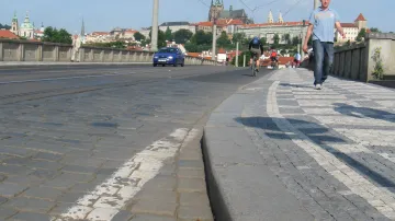 Poloprázdné silnice v Praze v den dopravní stávky