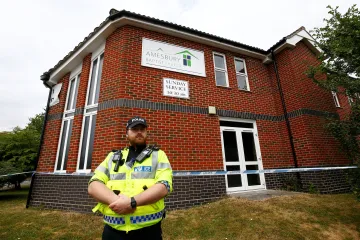 Pár z britského Amesbury otrávila stejná látka jako Skripala, potvrdila Organizace pro zákaz chemických zbraní
