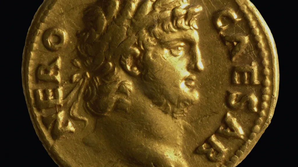 Zlatá mince s portrétem Nera