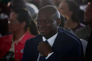 Volby v Gabonu vyhrál dosavadní lídr a pučista Nguema