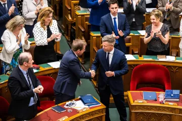 Maďarský parlament schválil nového ústavního soudce. Jako za Orbána, zní kritika