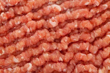 Veterináři nařídili Lidlu kvůli antibiotikům stáhnout z prodeje tuny masa z Polska 