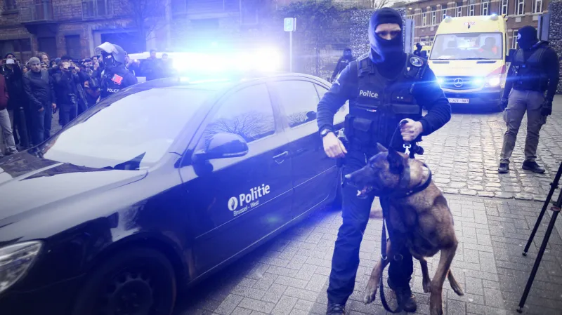 Zátah na poslední přímé viníky z Paříže - Abdeslam lapen