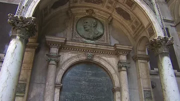 Hrobka židovského továrníka Ignaze Kuffnera