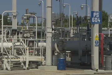 Podíl ruské ropy na dovozu do Česka loni mírně stoupl. Mero chystá rozšíření TAL