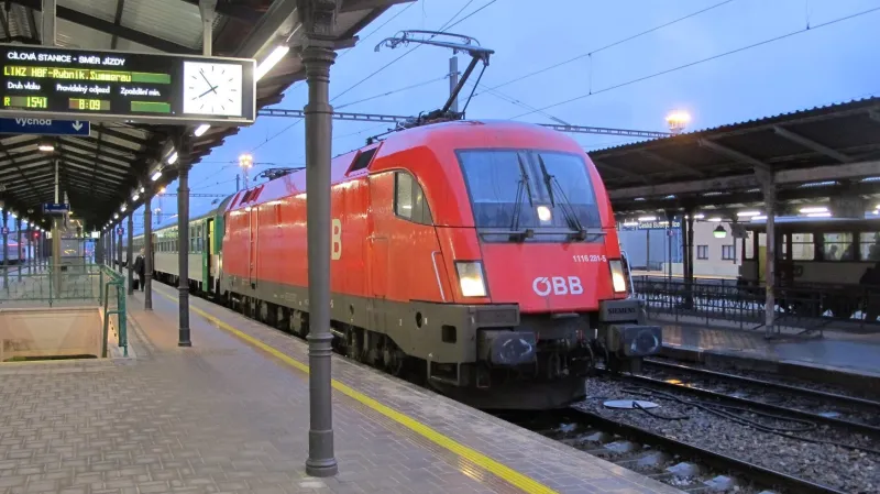 Mezistátní rychlík Praha – Linec