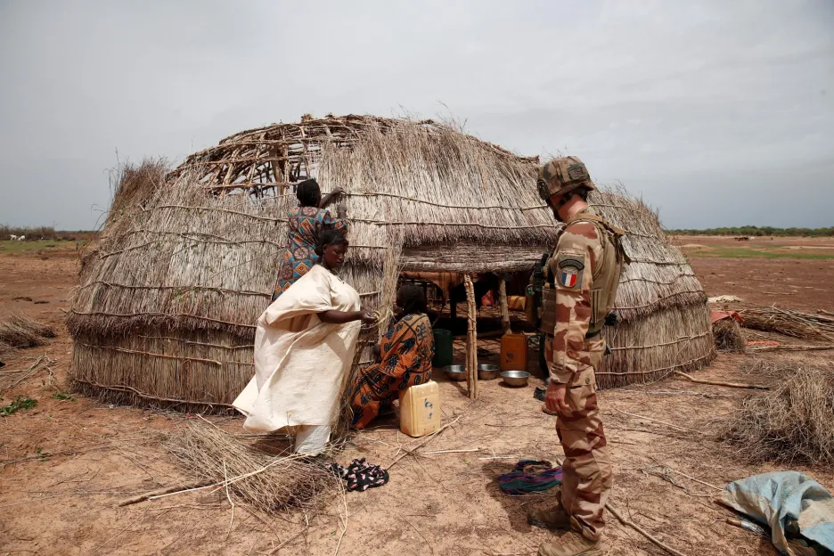 Operace Barkhane započala v roce 2014 jako protiteroristická akce. I po 5 letech jsou vojáci přítomni na území Mali, Čadu, Nigeru a Burkiny Faso.