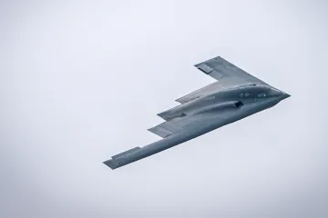 Zmírnění hrozby, eskalace i slib odvety. Svět reaguje na americký útok na Írán