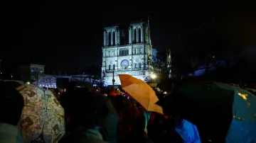 Slavnostní znovuotevření Notre-Dame