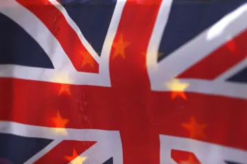 Maloobchodní tržby v Británii navzdory brexitu výrazně vzrostly