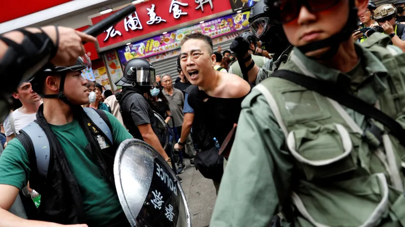 Zpravodajka ČT Barbora Šámalová: Protest se zaměřil na obchodní domy a restaurace