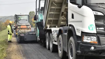 Oprava silnice u Uherského Brodu finišuje