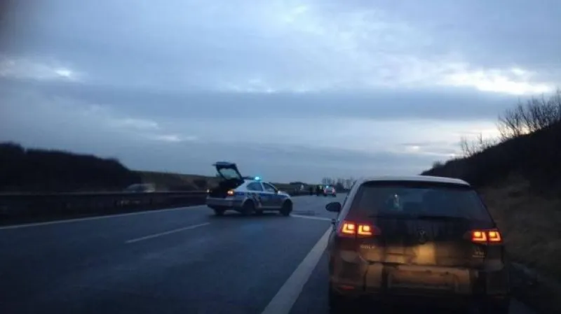 Policie zveřejnila záběry zběsilé honičky