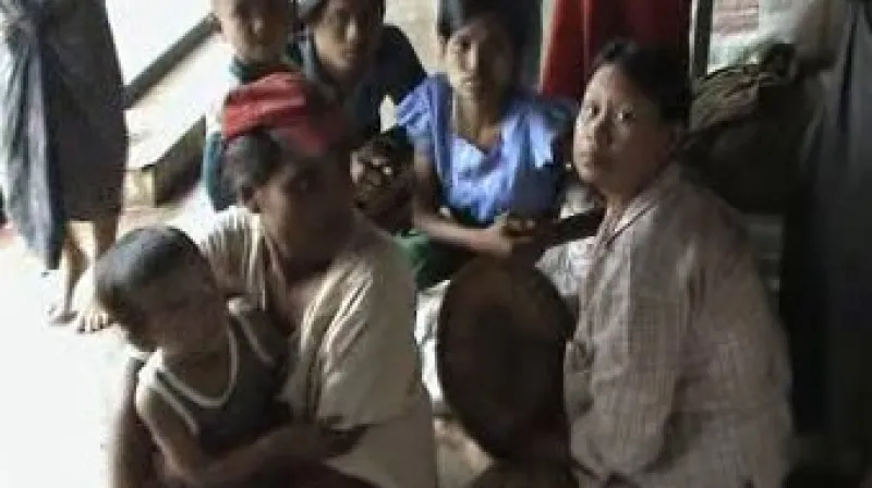 Barmánci v nouzovém táboře