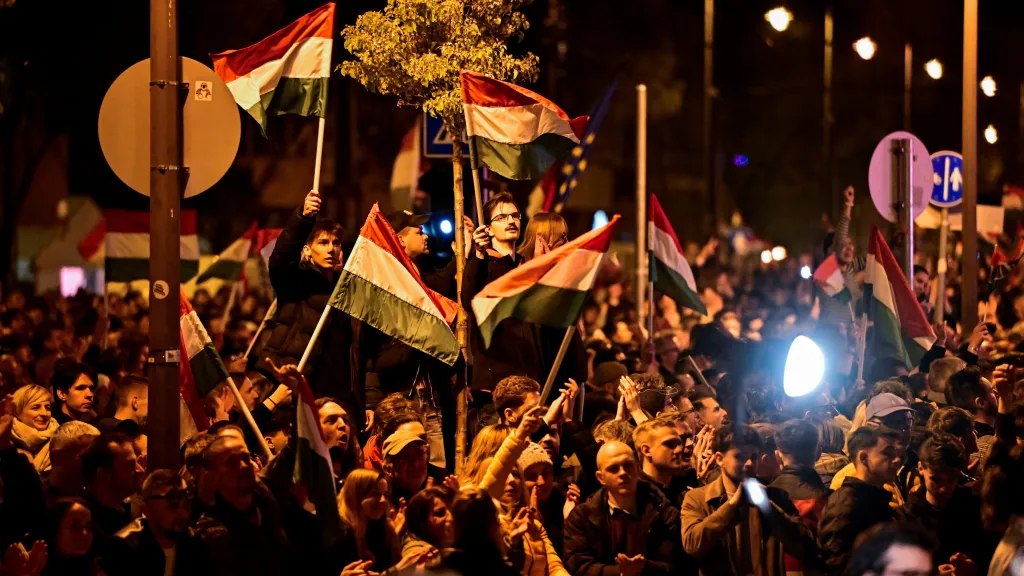 Shromáždění na podporu strany Tisza v Budapešti