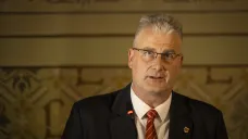 Náměstek primátora Jiří Šolc (nestraník za ANO) na mimořádném zasedání zastupitelstva