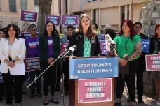 Arizonští senátoři odkývali zrušení normy o zákazu potratů z dob občanské války