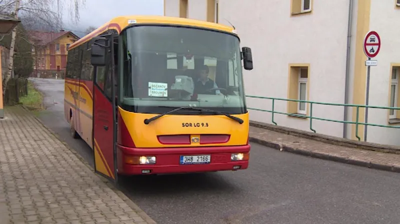Autobusová zastávka v Božanově