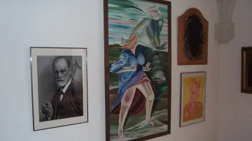 Zámek v Holešově patří Kafkovi a Freudovi