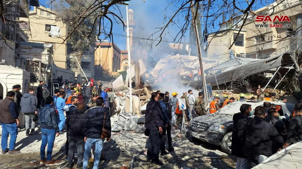 Trosky po výbuchu v Damašku