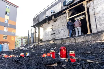 Šlo o nešťastnou náhodu a potyčku hostů, říká majitel budovy v Mostě