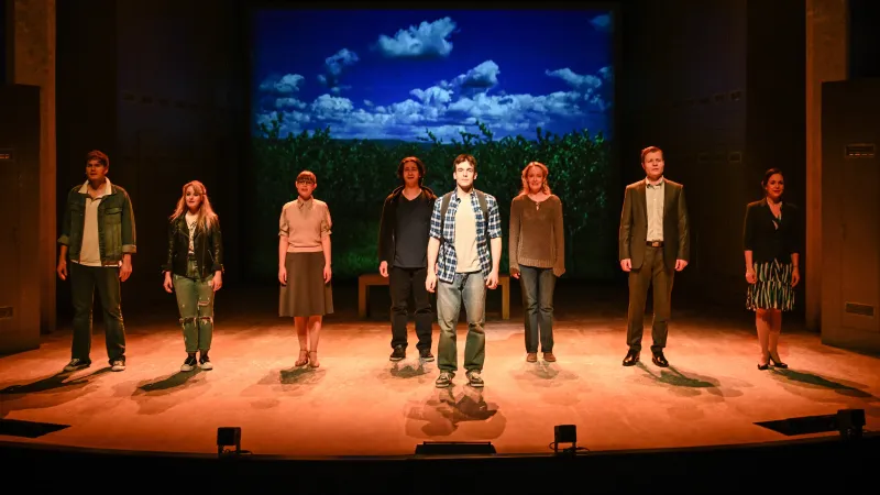 Muzikál Drahý Evane Hansene v Městském divadle Brno