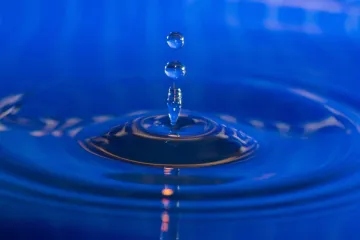 Olomoučtí vědci vymysleli levný filtr, který z vody odstraní bakterie i těžké kovy