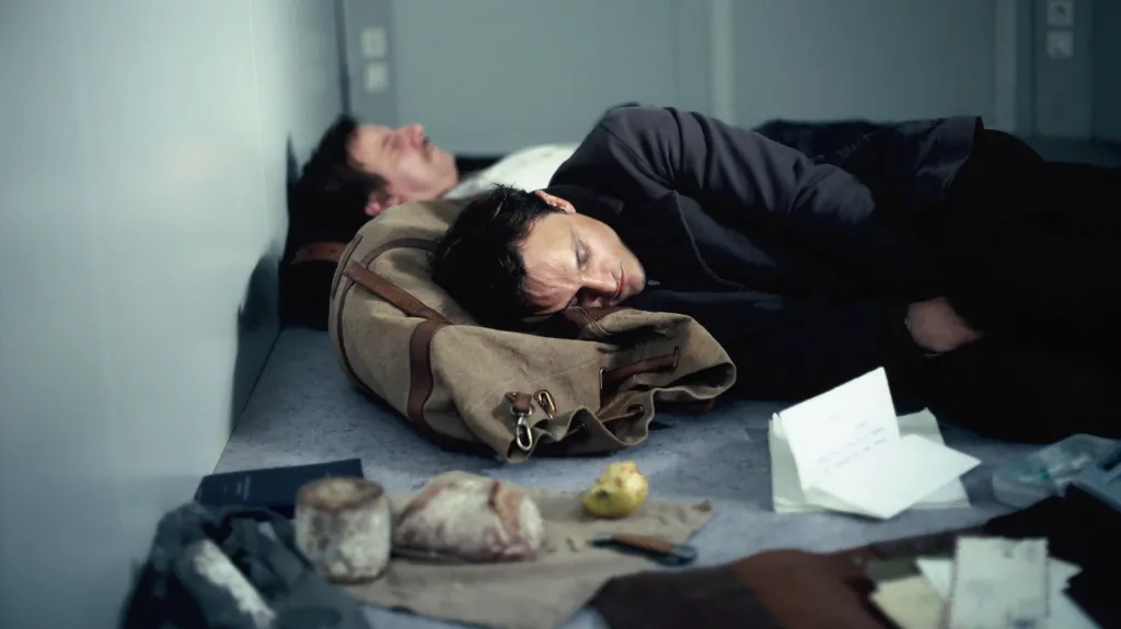 Tranzit (2018, režie: Christian Petzold)