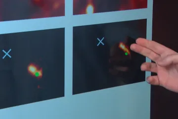 Astronomové sledovali, jak masivní černá díra začíná požírat hvězdu