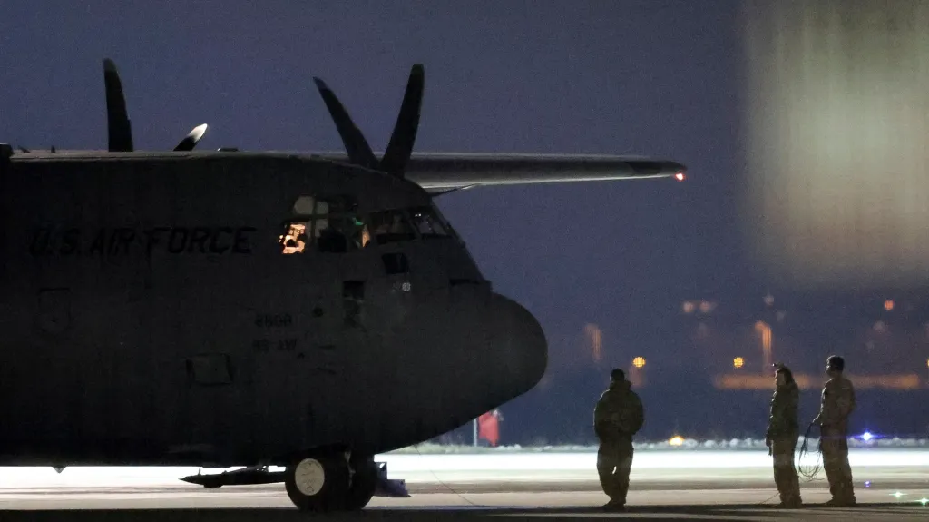 Americký armádní letoun Lockheed Martin C-130 Hercules přistál na letišti Jasionka