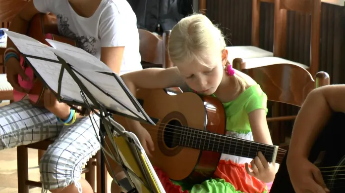 Prázdninová kytarová škola v Jilemnici