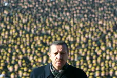 Z reformátora sultánem 2.0. Erdogan ořezal demokracii, vrátil islám do politiky a dovolil šátky