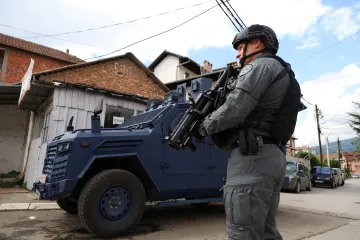Kosovská policie zatkla Srba podezřelého ze zosnování útoků na vojáky NATO. Vypukly nové střety