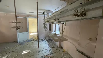 Interiér nemocnice v Kyjevě po ruském útoku