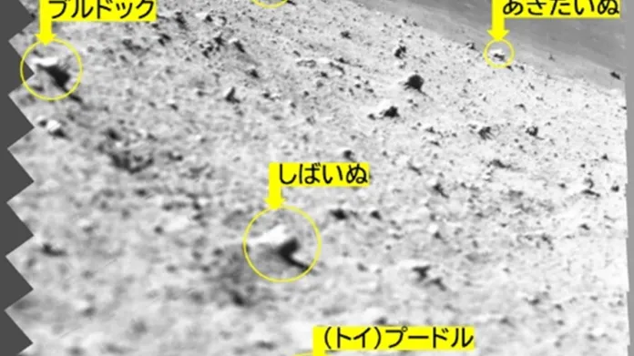 Snímky agentury JAXA z Měsíce