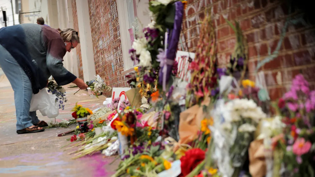 Na památku protestů v Charlottesville