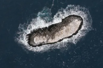 Němečtí vědci objevili u Antarktidy zatím nepopsaný ostrov