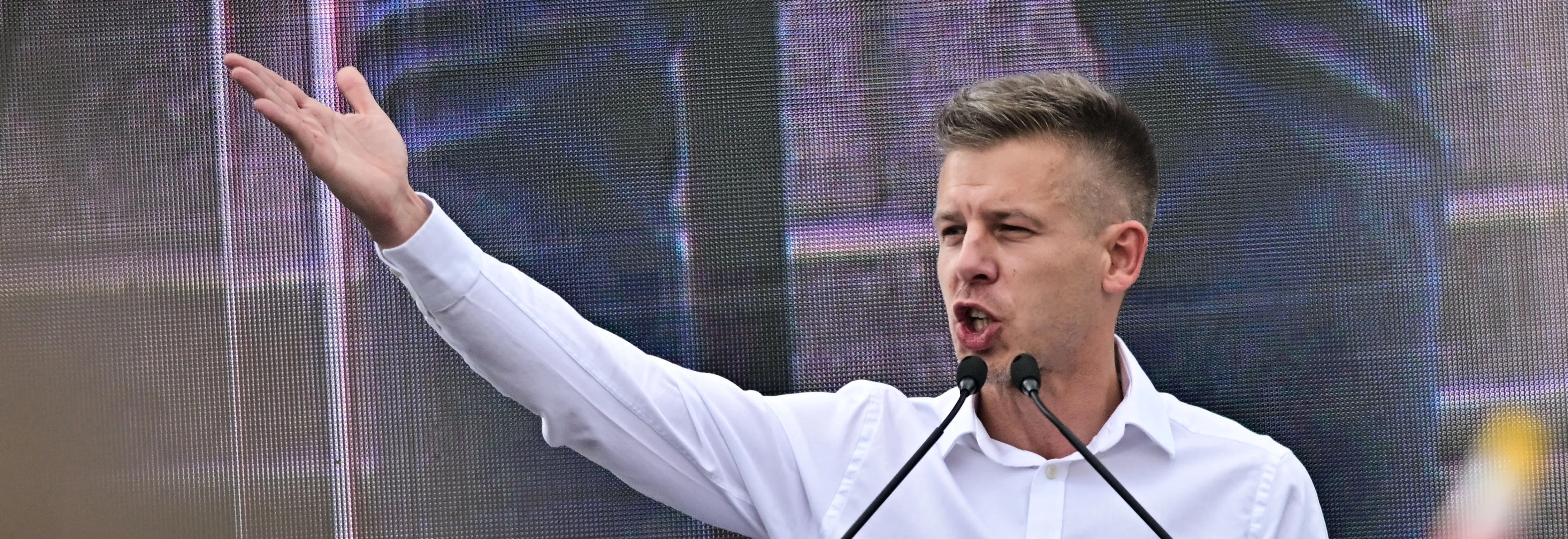 Z Orbánova spojence hlavním rivalem. Magyar strhnul davy, přízeň ale potřebuje udržet