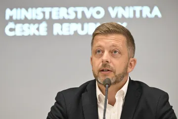 Rakušan: Policie má ohledně výhrůžek školám více vyšetřovacích verzí