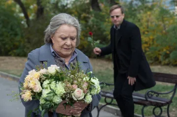 Život je tragikomický, říká devadesátiletá Jiřina Bohdalová. Ve svých rolích umí dojmout i pobavit