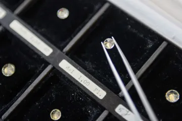 Ruské diamanty se možná dostanou na sankční seznam, rozhodovat o tom bude G7